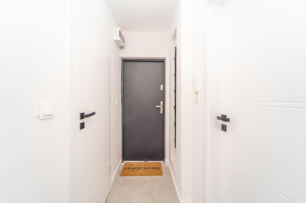 Przytulny Apartament 3City Z Dwiema Sypialniami W Gdyni By Noclegi Renters 格丁尼亚 外观 照片